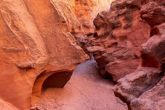Wind Pebble Canyon -_MAK0757