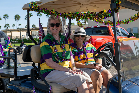 Retama Village Mardi Gras_MAK8694