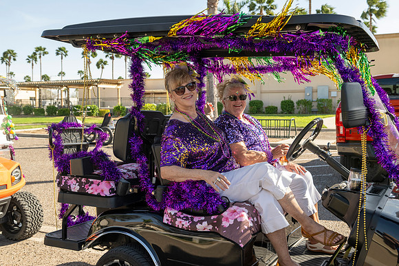 Retama Village Mardi Gras_MAK8688