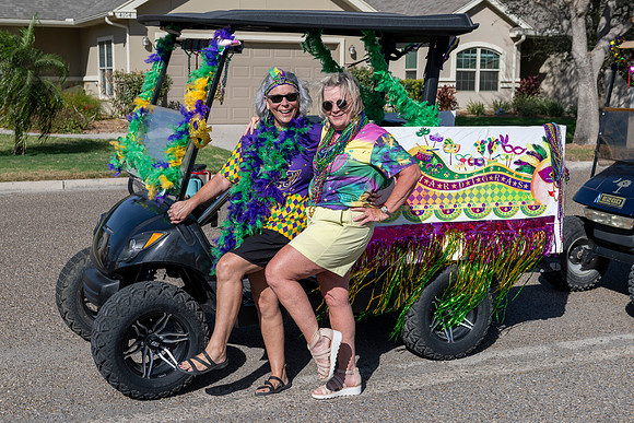 Retama Village Mardi Gras_MAK8704