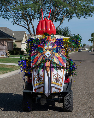 Retama Village Mardi Gras_MAK8753