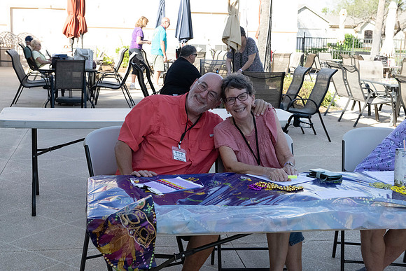 Retama Village Mardi Gras_MAK8819