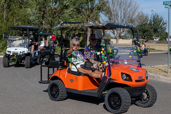 Retama Village Mardi Gras_MAK8857