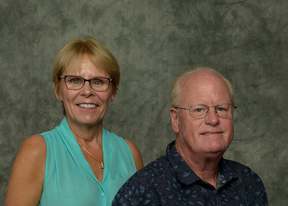 Gary & Diane McClure-_MAK6970