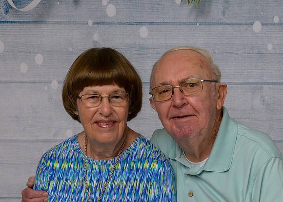 Jim and Muriel Hinrichs-_MAK7152