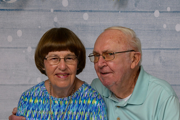 Jim and Muriel Hinrichs-_MAK7155