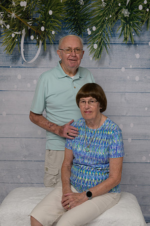 Jim and Muriel Hinrichs-_MAK7143