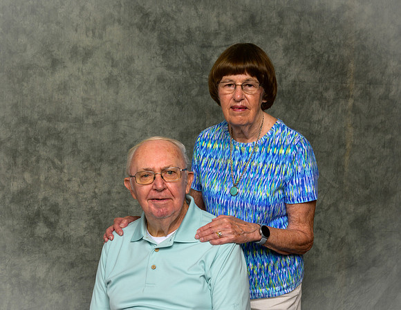 Jim and Muriel Hinrichs-_MAK7169