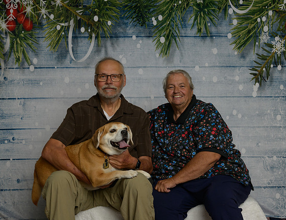 Pete Barb Moe & Maggie-_MAK7992