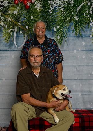 Pete Barb Moe & Maggie-_MAK8021