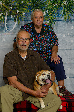 Pete Barb Moe & Maggie-_MAK8027