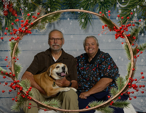 Pete Barb Moe & Maggie-_MAK7992-Edit