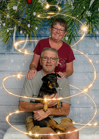 Jim and Nancy Hand with Bubba-_MAK8320-Edit
