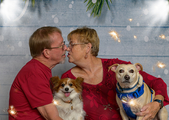 Julia and John Hanley with Bella & Dexter-_MAK8582-Edit