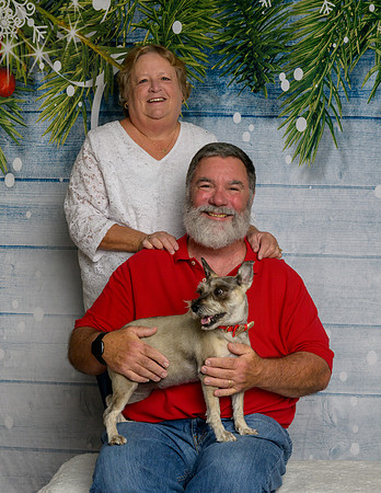 Skip and Jane Loman with Molly-_MAK8627