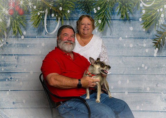 Skip and Jane Loman with Molly-_MAK8637