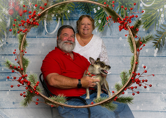 Skip and Jane Loman with Molly-_MAK8637-Edit