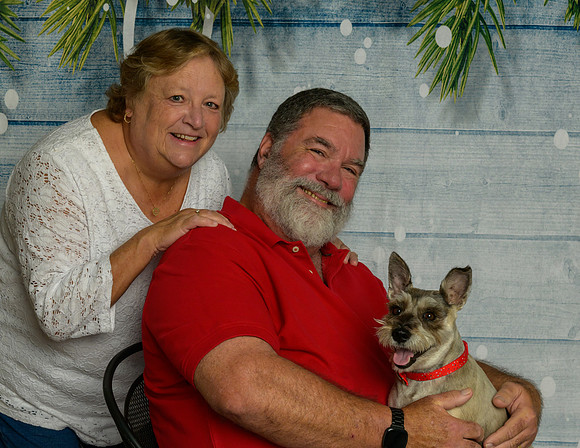 Skip and Jane Loman with Molly-_MAK8646