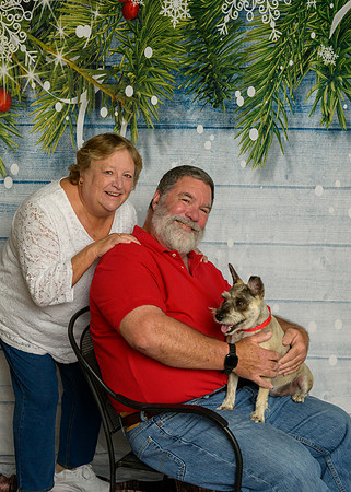 Skip and Jane Loman with Molly-_MAK8650