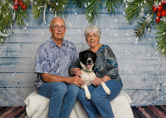 Sharon and Charles Reif with Raven-_MAK8699
