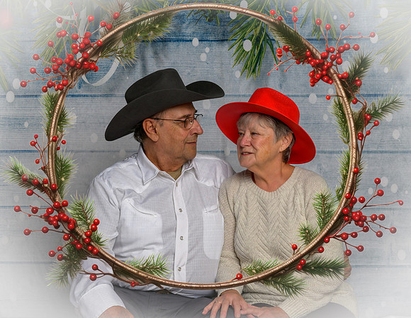 Ken & Nadene with Bella and Arlo-_MAK8800-Edit