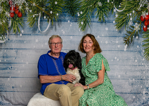 Connie and Lyle Oliver-_MAK8841