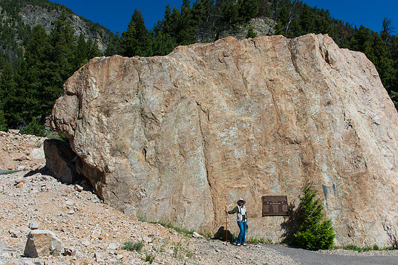 Earthquake lake MAK_8510